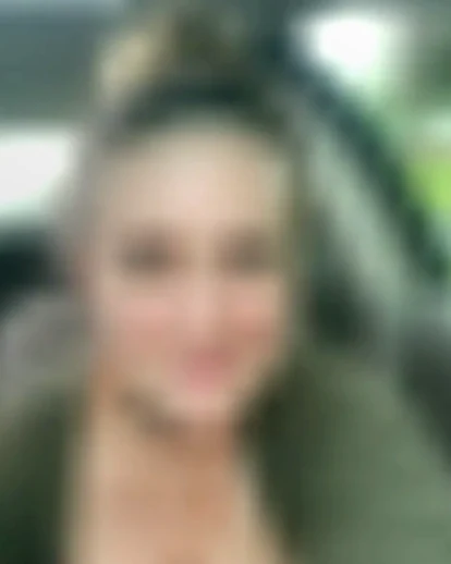Lola, 22 Jahre — domina treffen in Erkrath