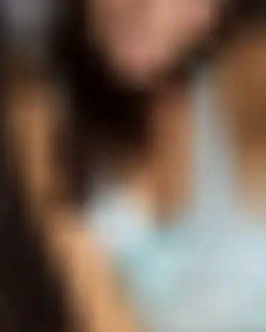 Nour, 25 Jahre — domina treffen in Rodenkirchen