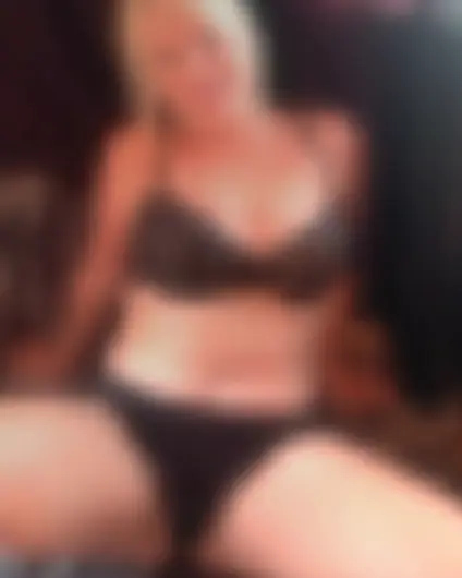 Lina, 23 Jahre — domina treffen in Castrop-Rauxel