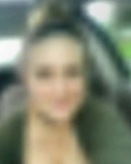 Sienna, 26 Jahre — domina treffen in Wilhelmsburg