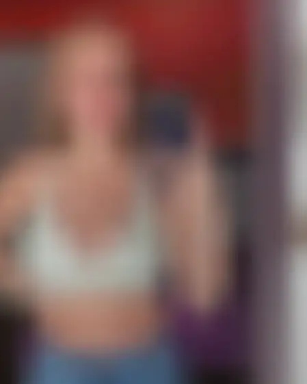 Elena, 29 Jahre — domina treffen in Linden